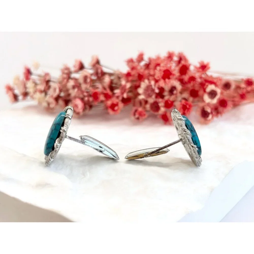 Faux Turquoise Silver Toned 80's Style Retro Oval Shaped Vintage Cuff Links